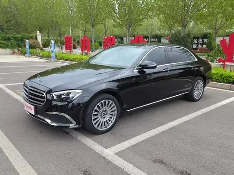 Mercedes-Benz E-Class 2022