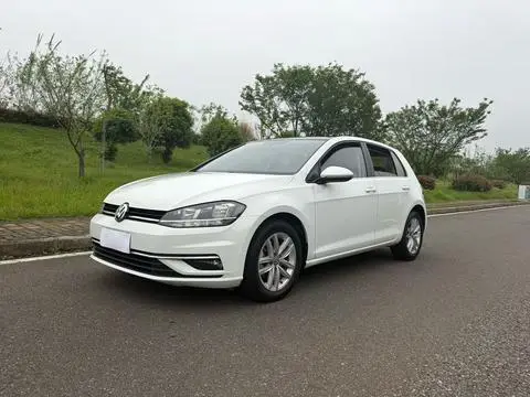 Volkswagen Golf 2018 — фото 1
