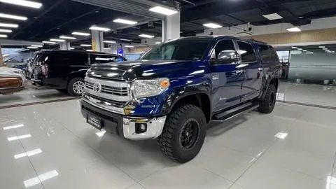 Toyota 坦途 2015
