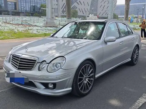 Mercedes-Benz E-Class 2005