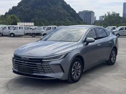 BYD 驱逐舰05 2025