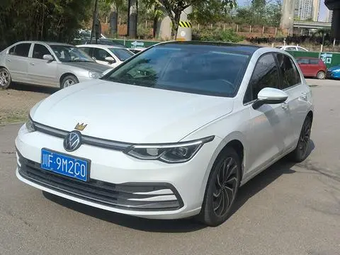 Volkswagen Golf 2021