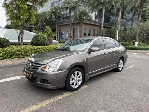 Nissan 轩逸 2012