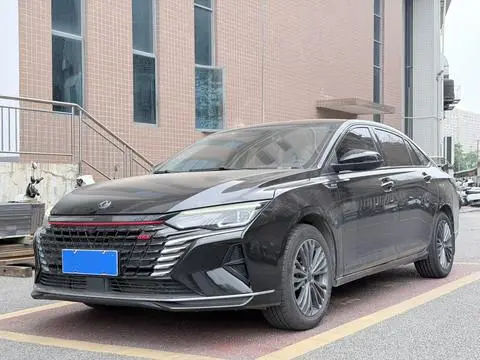 Dongfeng 奕炫MAX 2021 — фото 1