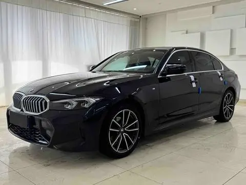 BMW 3 Series 2023 — фото 1