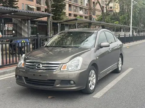 Nissan 轩逸 2012