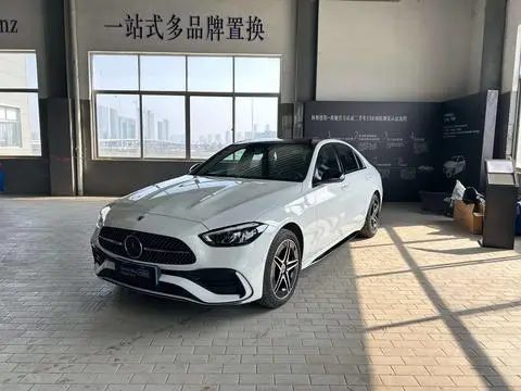 Mercedes-Benz C-Class 2025