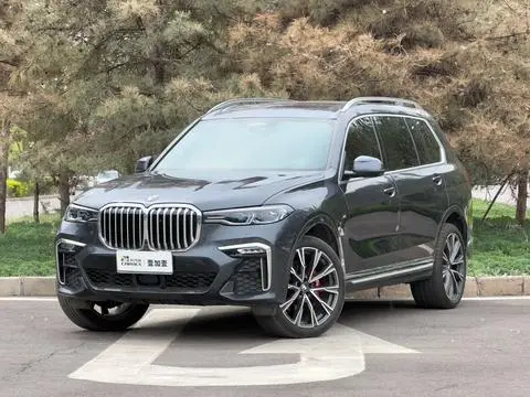 BMW X7 2021