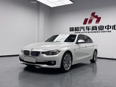 BMW 3 Series 2019 — фото 1