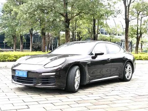Porsche Panamera 2016 — фото 1