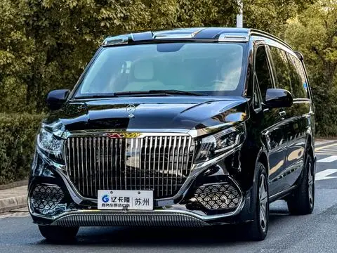 Mercedes-Benz 威霆 2023