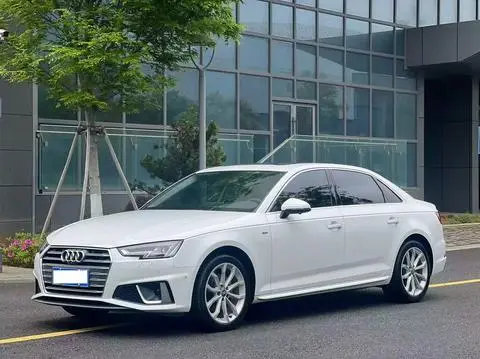 Audi A4L 2019