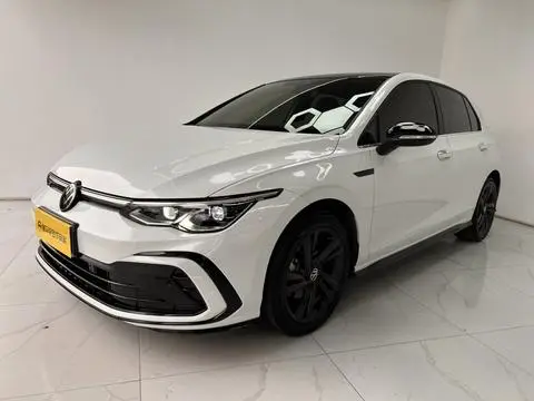 Volkswagen Golf 2021