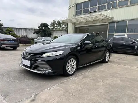 Toyota Camry 2019