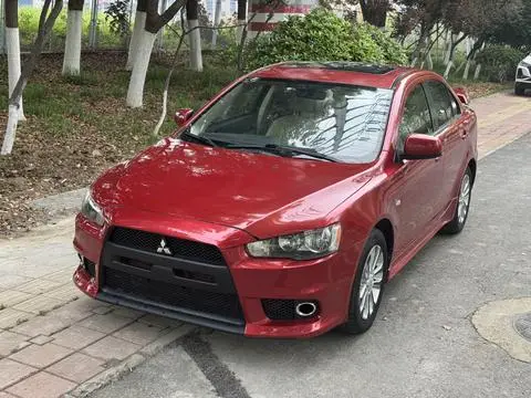 Mitsubishi 翼神 2011