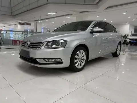 Volkswagen Magotan 2013