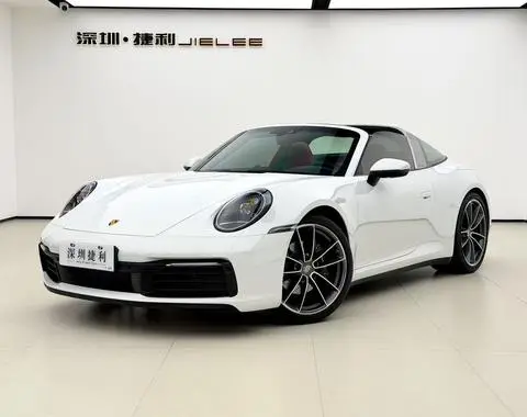 Porsche 911 2023