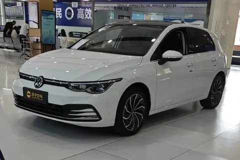 Volkswagen Golf 2024