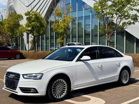 Audi A4L 2013