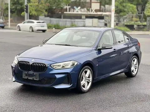 BMW 1 Series 2021 — фото 1