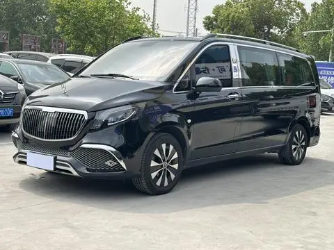 Mercedes-Benz 威霆 2023