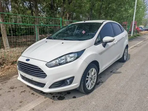 Ford 嘉年华 2013