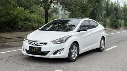 Hyundai Elantra Langdong 2013