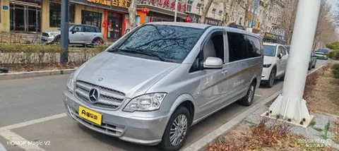 Mercedes-Benz 威霆 2011