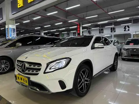 Mercedes-Benz GLA 2017