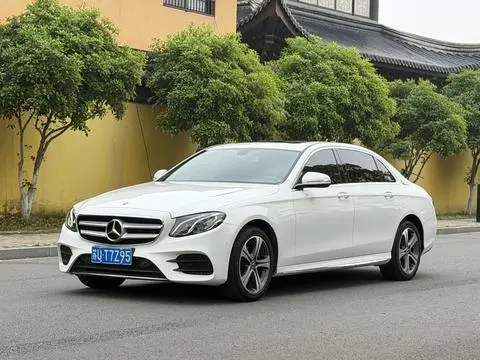 Mercedes-Benz E-Class 2016
