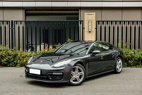 Porsche Panamera 2017