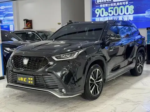 Toyota Crown Kluger 2023