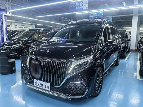 Mercedes-Benz 威霆 2022