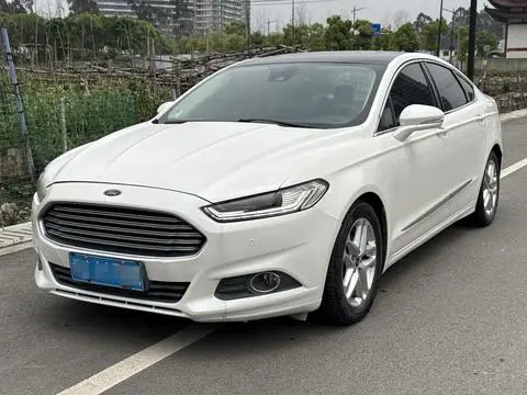 Ford 蒙迪欧 2013