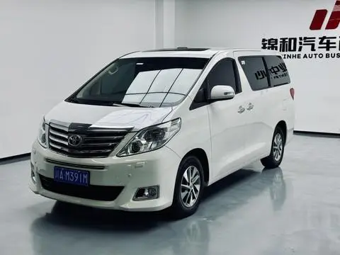 Toyota 埃尔法 2011