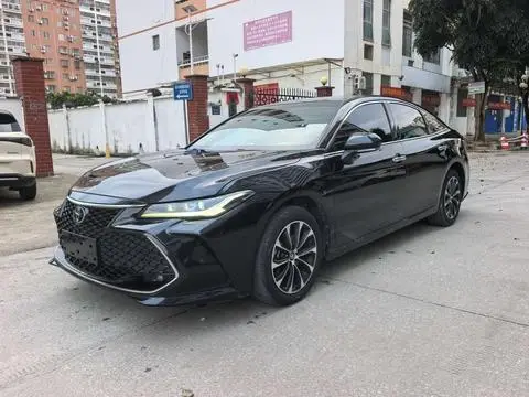Toyota 亚洲龙 2022