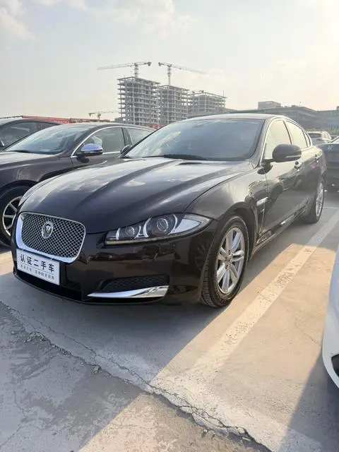 Jaguar XF 2015