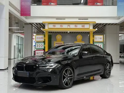 BMW M5 2021