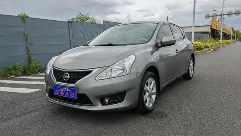 Nissan 骐达TIIDA 2011