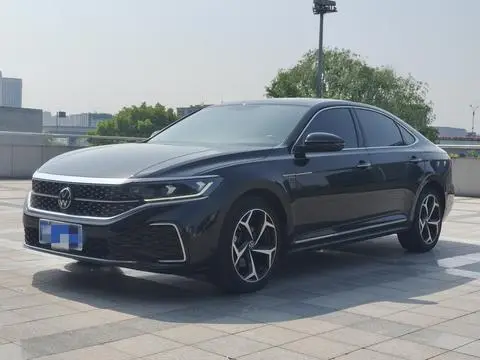 Volkswagen Passat 2022
