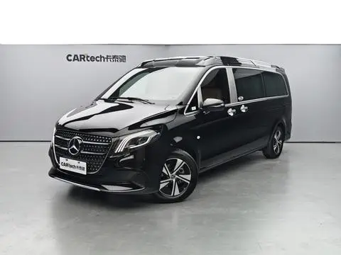 Mercedes-Benz 威霆 2024