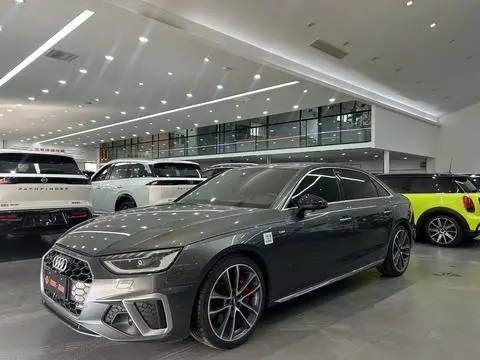 Audi A4L 2020