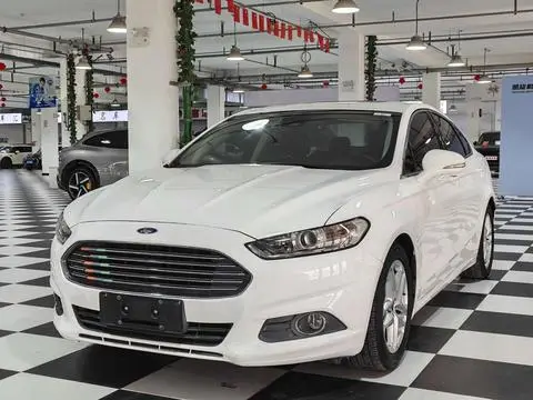 Ford 蒙迪欧 2013