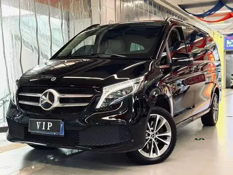 Mercedes-Benz V-Class 2022