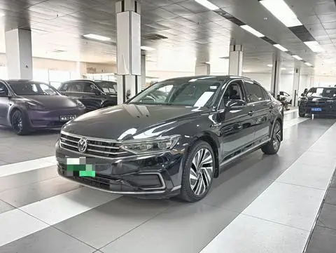 Volkswagen MagotanPHEV 2020