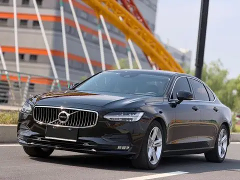 Volvo S90 2017 — фото 1