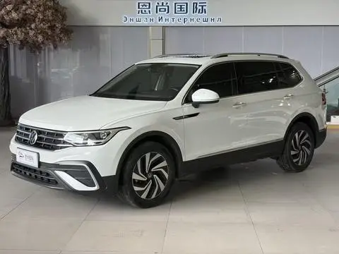 Volkswagen Tiguan L 2023