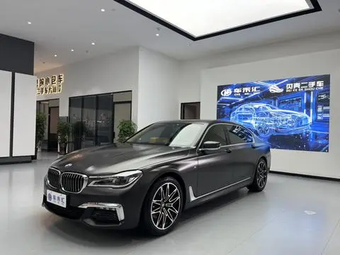 BMW 7 Series 2018 — фото 1
