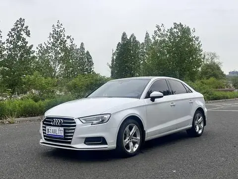 Audi A3 2020 — фото 1