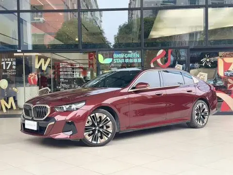 BMW 5 Series 2024